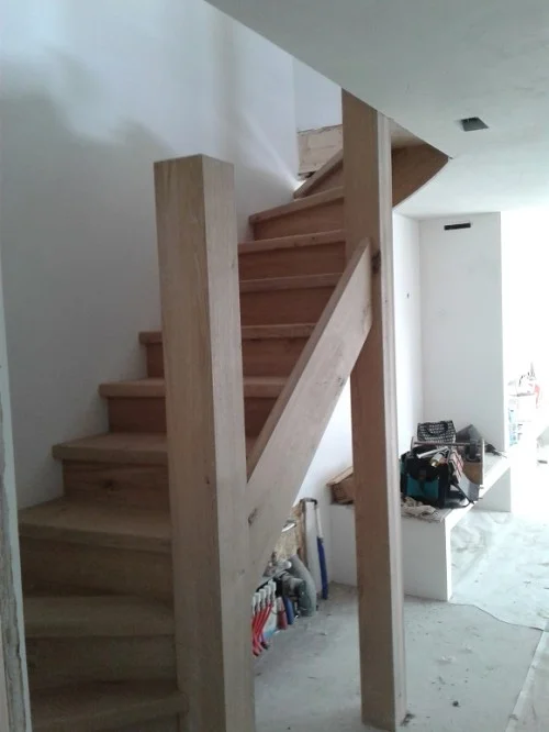 Eikenhouten trappen op maat gemaakt